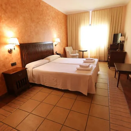 Hospedium Dona Mafalda De Castilla 4* Plasencia