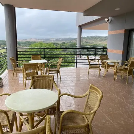 Hospedium Dona Mafalda De Castilla Plasencia