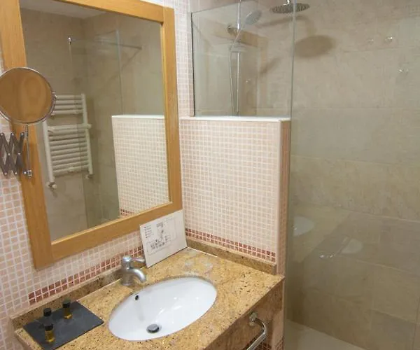 Hotel Hospedium Dona Mafalda De Castilla 4*